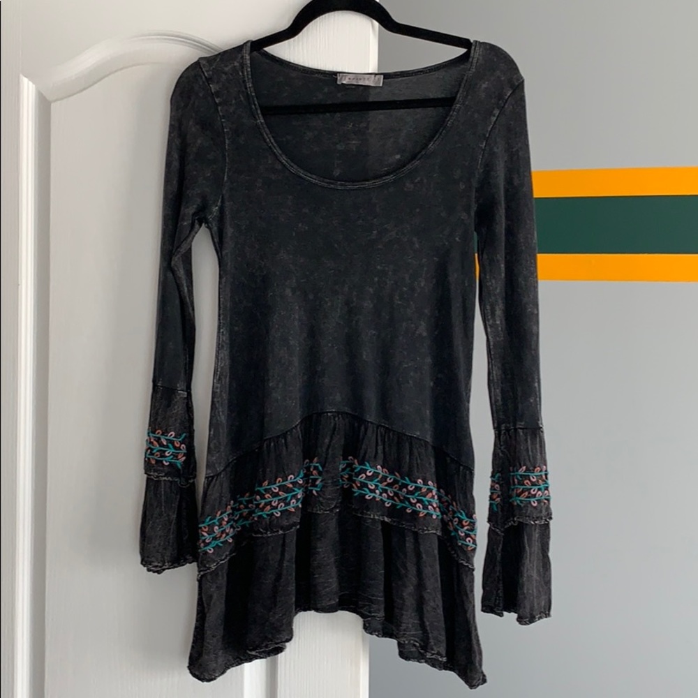 Black and Floral Bell Sleeve Top